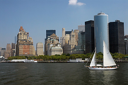 Sailing to Manhattan...
