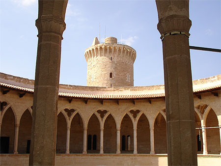 Château de Bellver Château de Bellver