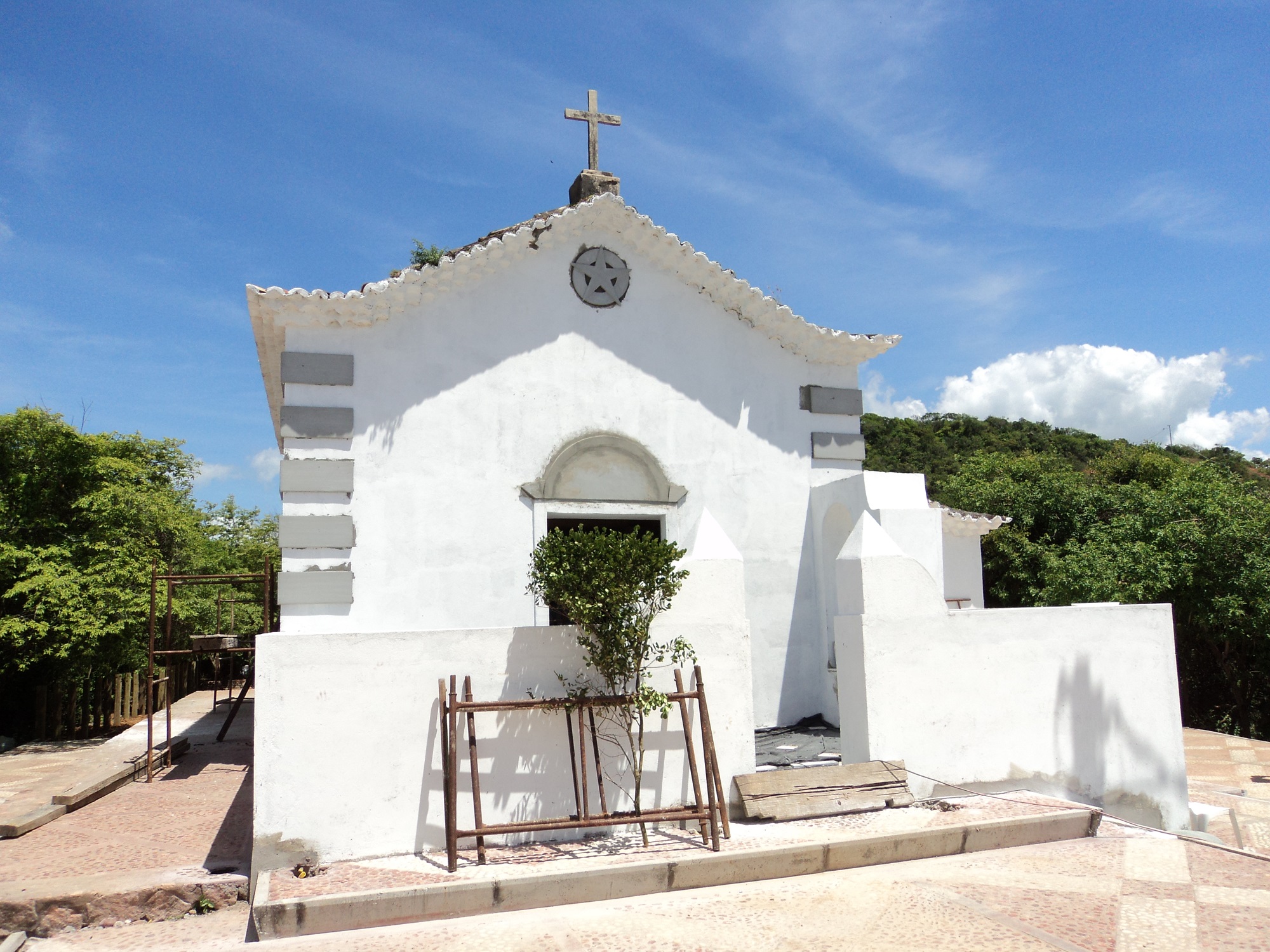 Notre-Dame-de-Guadalupe sur Ilha dos Frades Notre-Dame-de-Guadalupe sur Ilha dos Frades