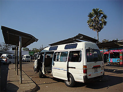 Gare routière de Salima