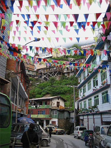 Zangmu, ville frontière Zangmu, ville frontière