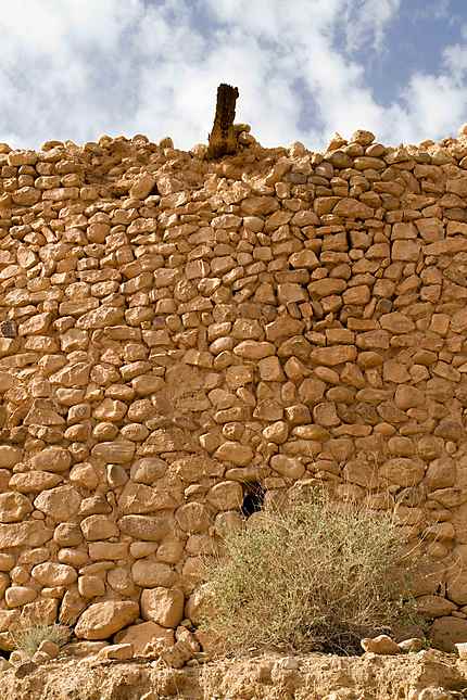 Aurès - Rhoufi - Mur en pierre 