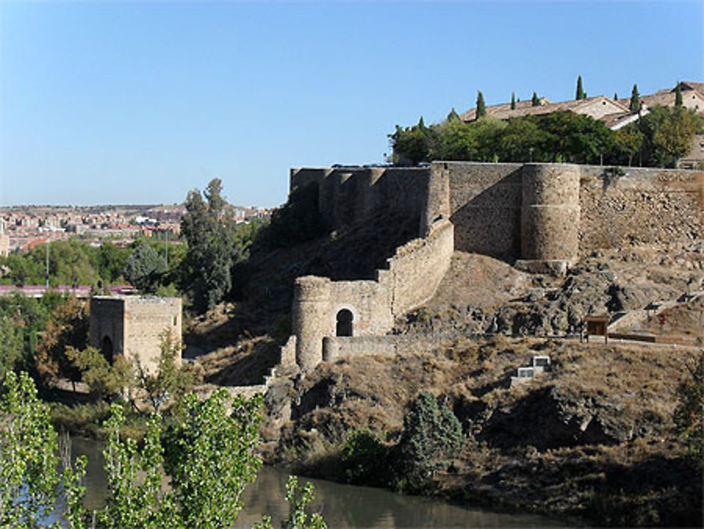 Les remparts de Tolède