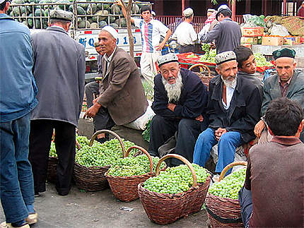 Sur le marché de Kashgar