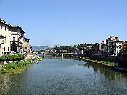 Vue depuis le Ponte Vecchio