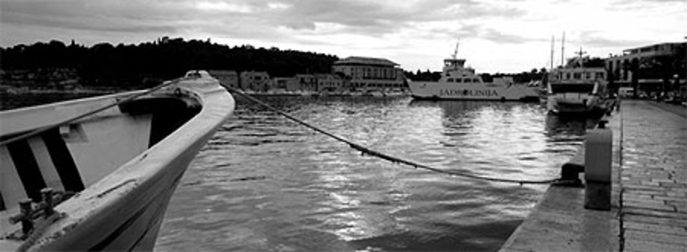 Le port de Makarska