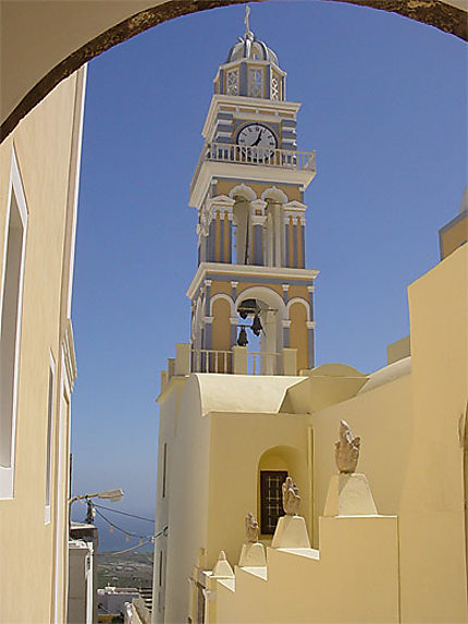 Eglise à Firá