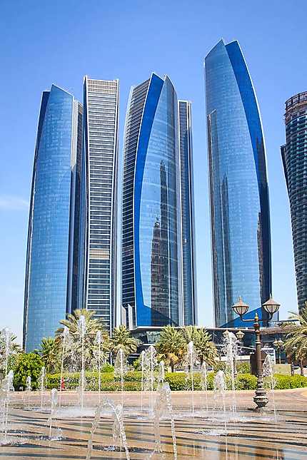 Quelques buildings à Abu Dhabi
