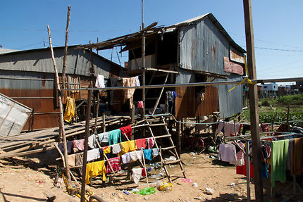 Village lacustre asséché près du Tonlé Sap