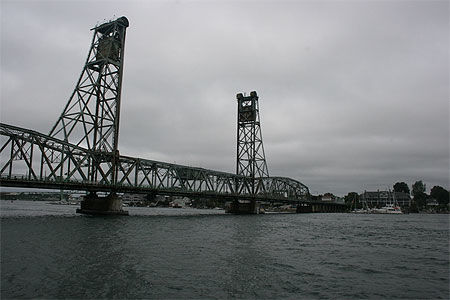 Memorial Bridge
