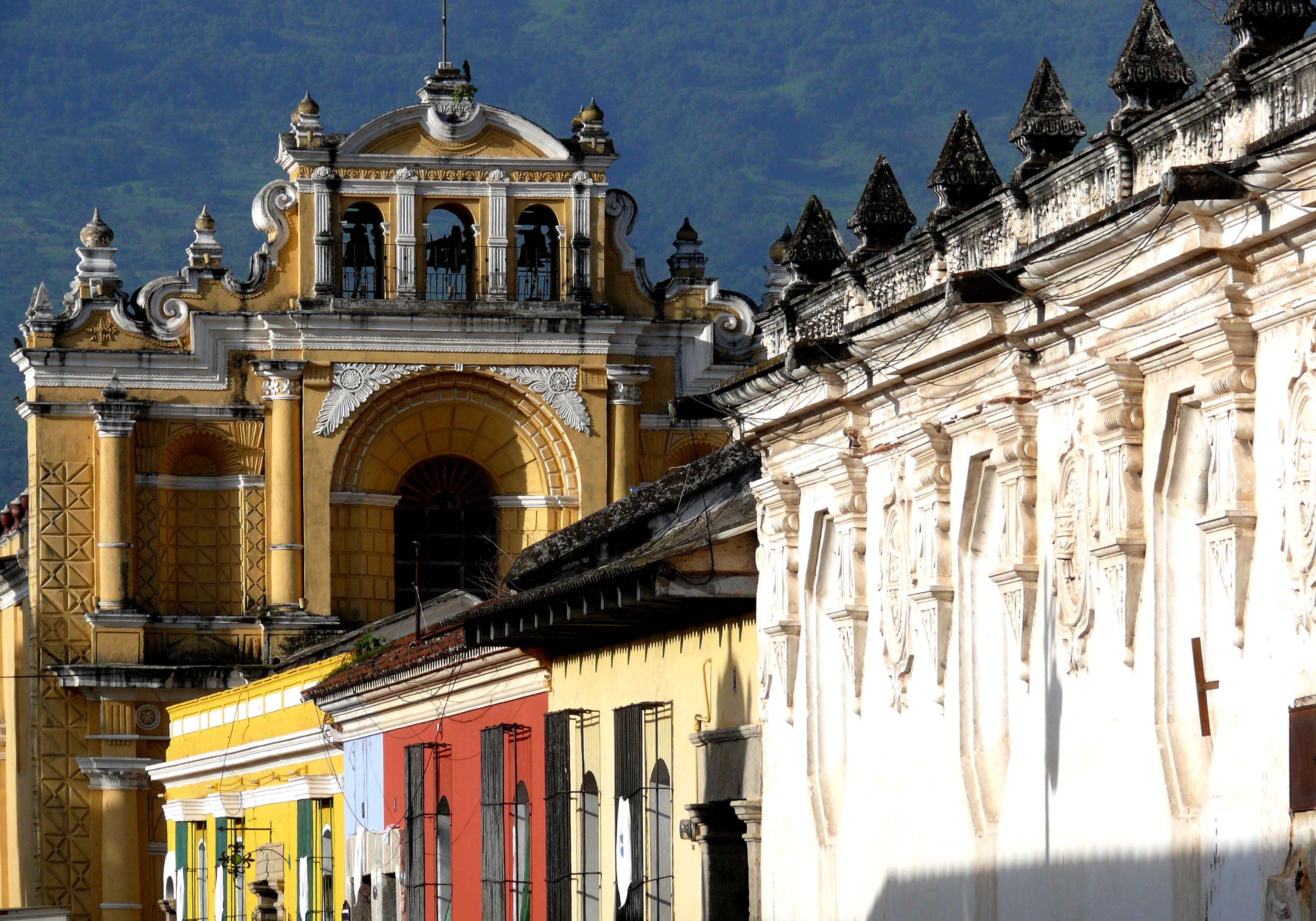Couleurs d'Antigua Couleurs d'Antigua