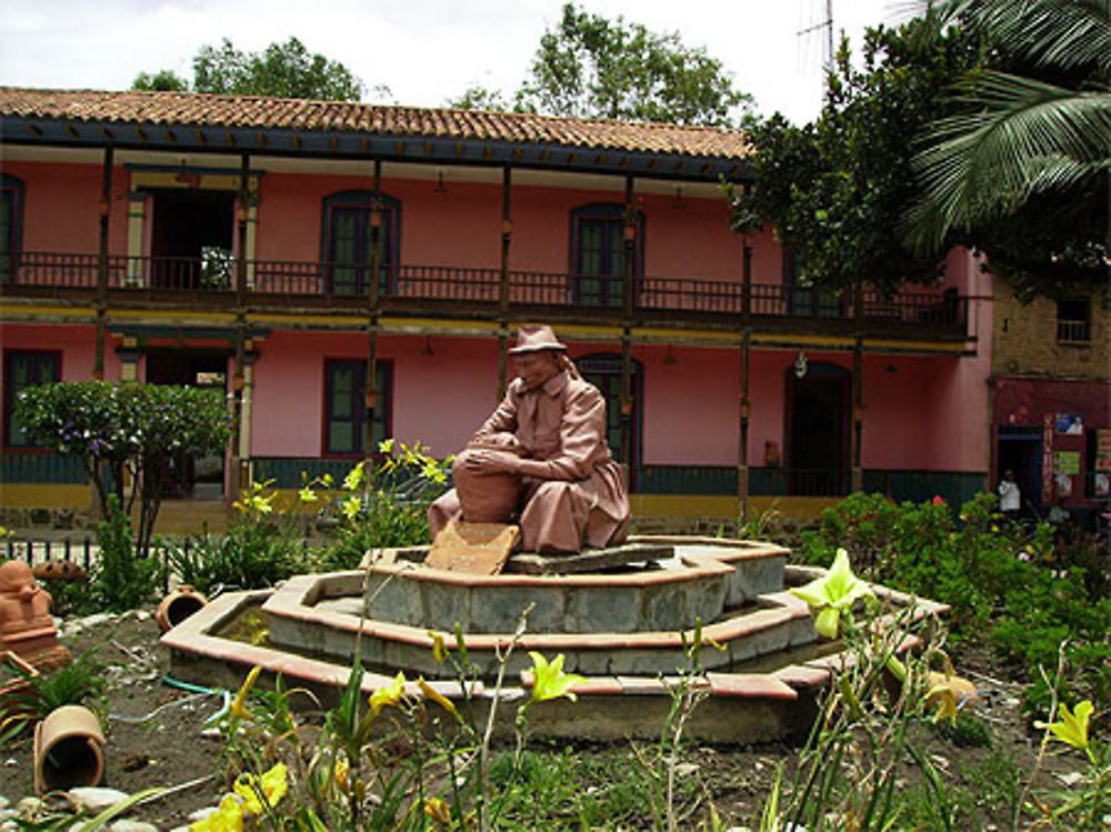 Jardin dans la ville des potiers