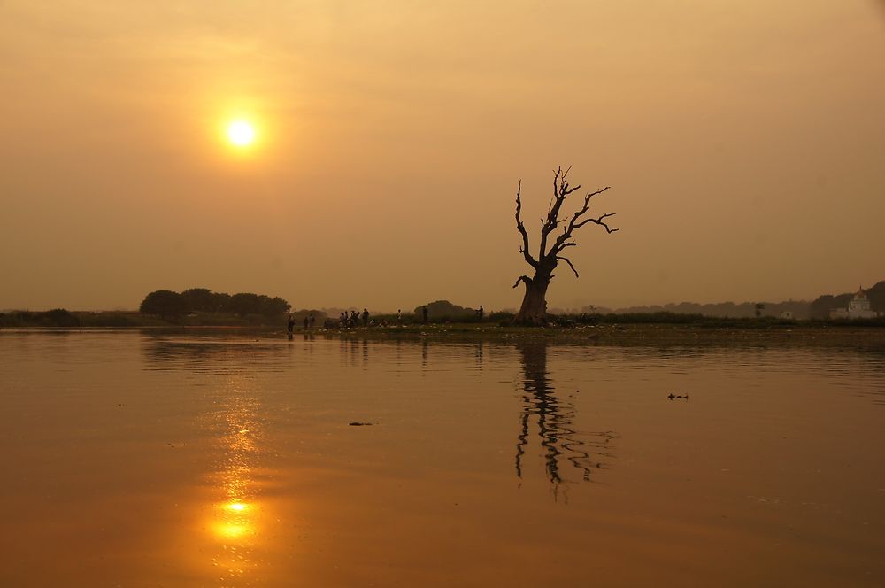 Le lac Taungthaman