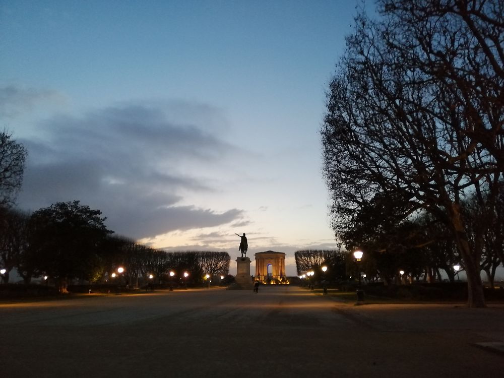 Le Peyrou au coucher de soleil