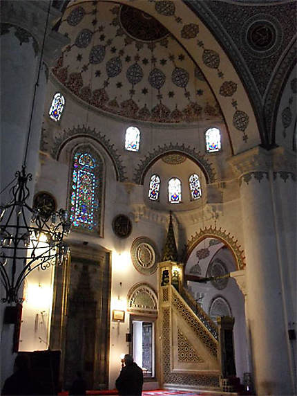 Mosquée de Mihrimah Sultan : intérieur