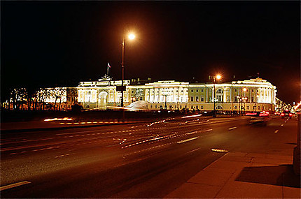 Saint Petersbourg de nuit 