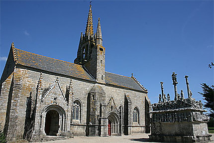 Chapelle et calvaire de Notre-Dame de Tronoën