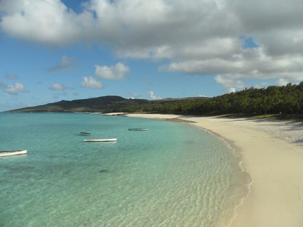 Plage déserte de la côte est