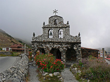 La capilla de piedra de San Raphael de Mucuchies La capilla de piedra de San Raphael de Mucuchies