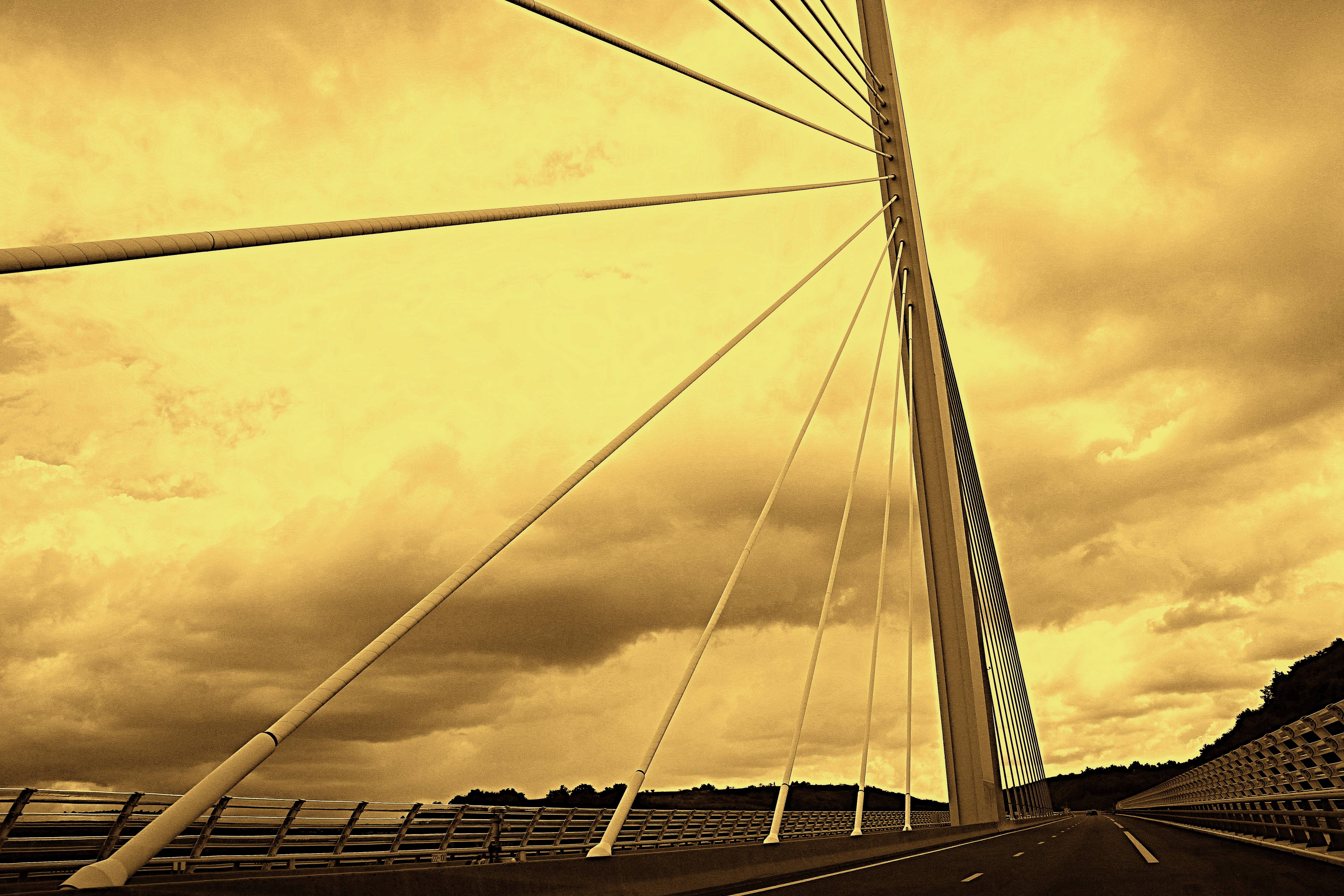 Viaduc de Millau - Aveyron