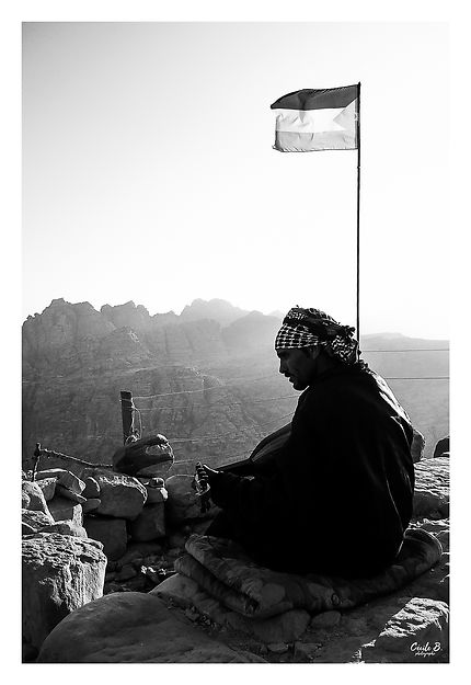 Nabatéen au sommet de Petra