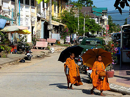 Scene de rue à Kampot