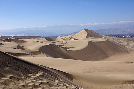 Dunes de Huacachina Dunes de Huacachina