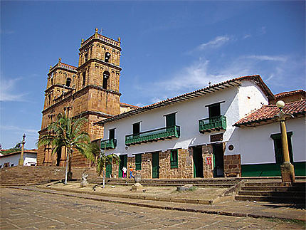 Place de Barichara avec la Catedral