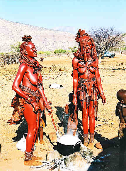 Petit déjeuner chez les Himba