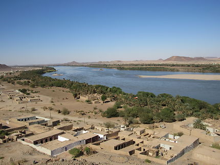 Vues sur le Nil depuis Sesi