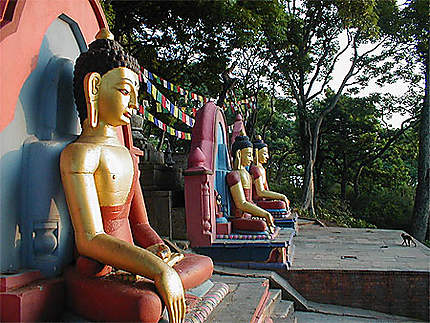 Statue à Swoyambhu
