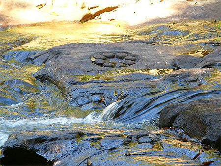 Rivière aux 1000 lingams Rivière aux 1000 lingams