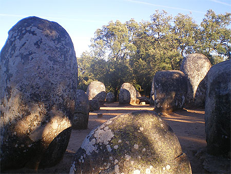Evora - Cromeleque dos Almendres Evora - Cromeleque dos Almendres