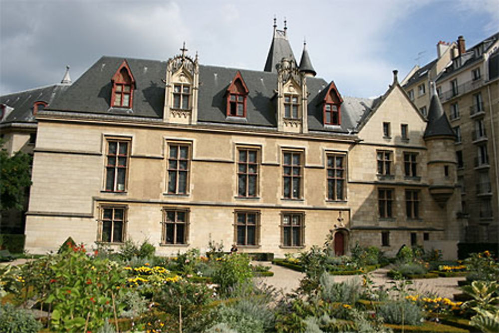 Hôtel des archevêques de Sens