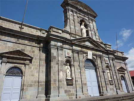 La Cathédrale de Basse-Terre La Cathédrale de Basse-Terre