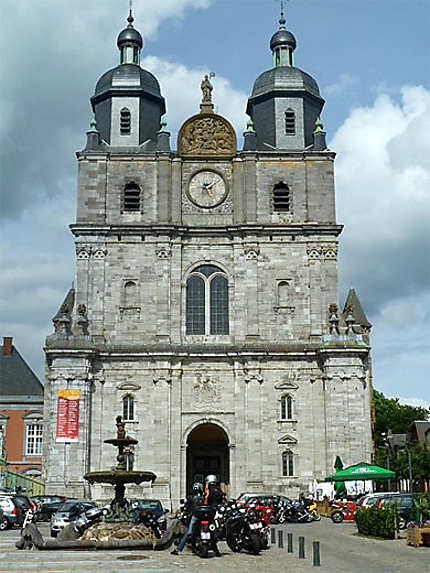 Une basilique à St-Hubert