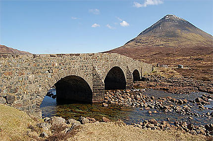 Vieux pont sur l'Ile de Skye