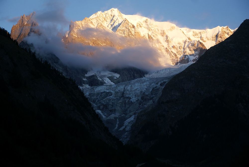 Le Mont Blanc vu depuis Entrèves au soleil levant