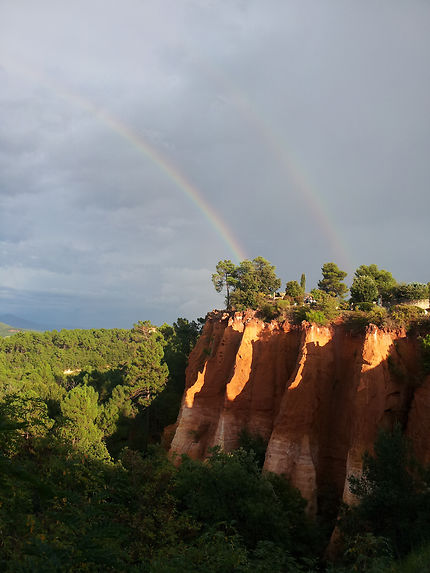 Arc en ciel à Roussillon