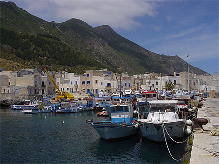 Le port de Marettimo Le port de Marettimo