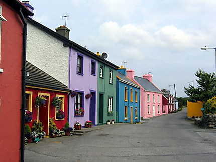Cottages colorés d'un petit bourg
