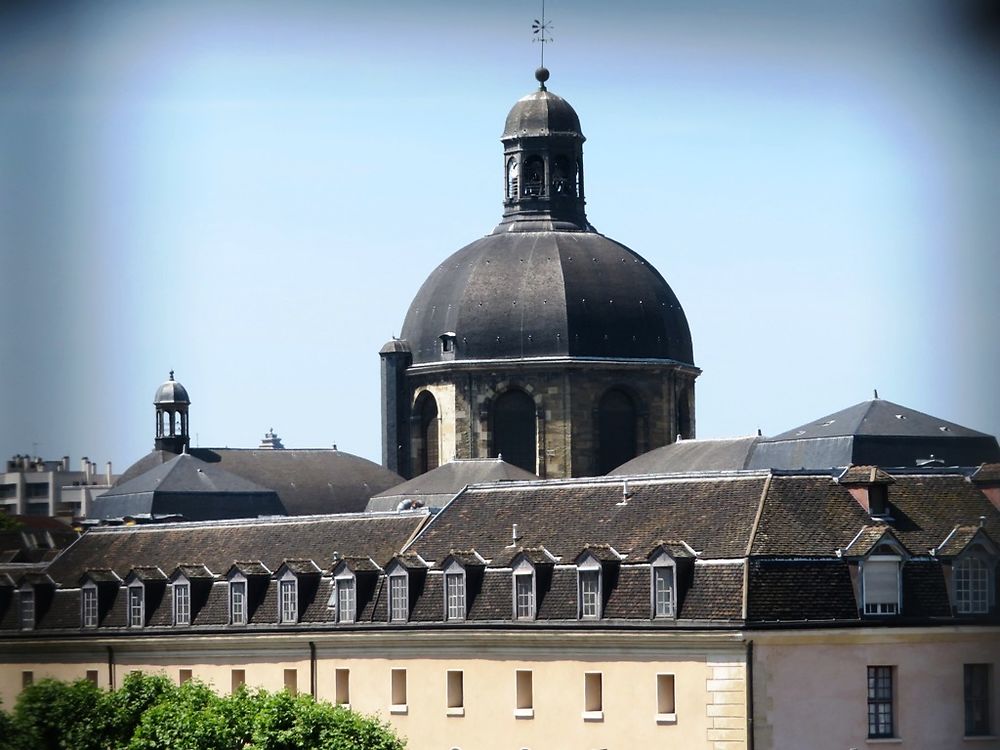 La chapelle Saint Louis de la Salpétrière