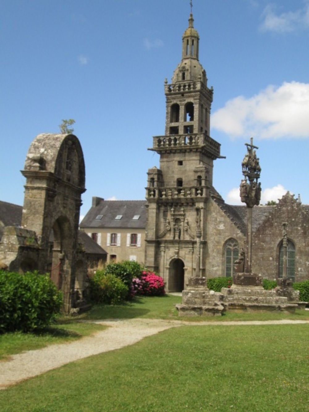 Sainte Marie du Menez Hom