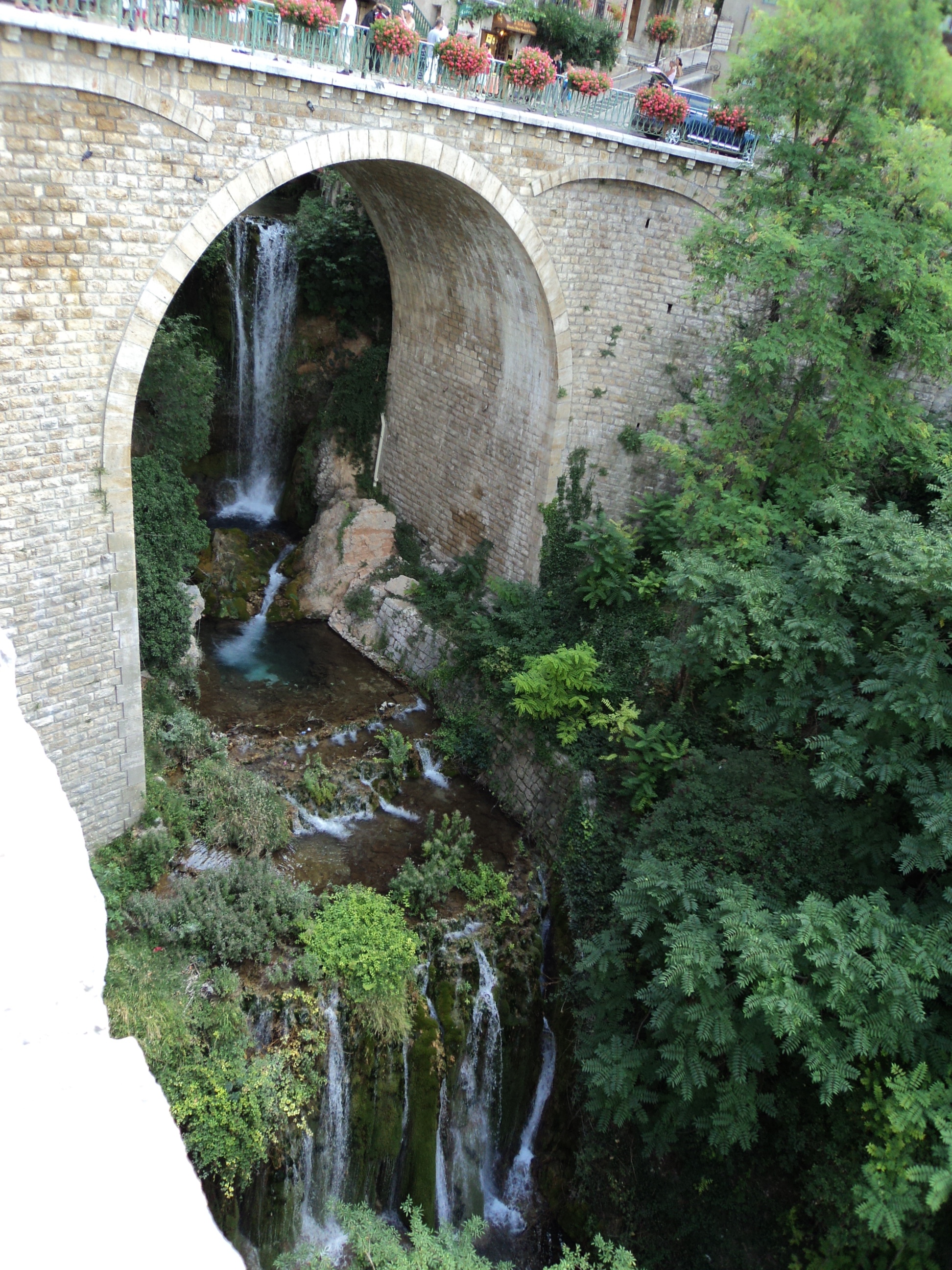 Cascade de Moustier Sainte Marie Cascade de Moustier Sainte Marie