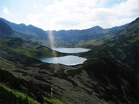 La vallée des cinq lacs La vallée des cinq lacs
