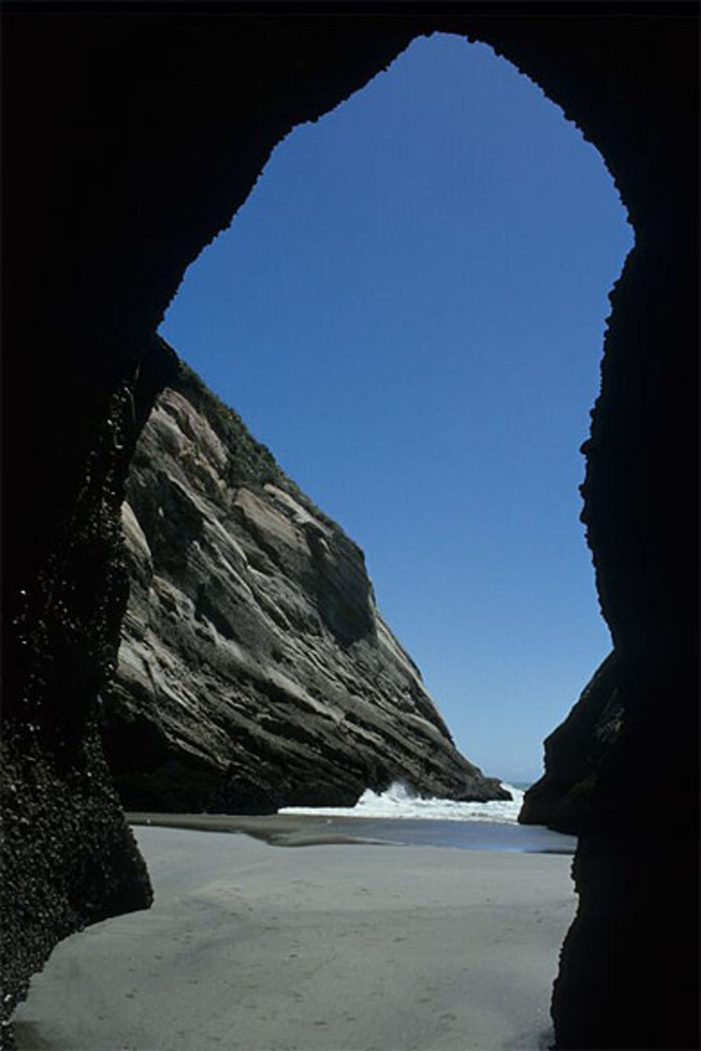 Wharariki Beach