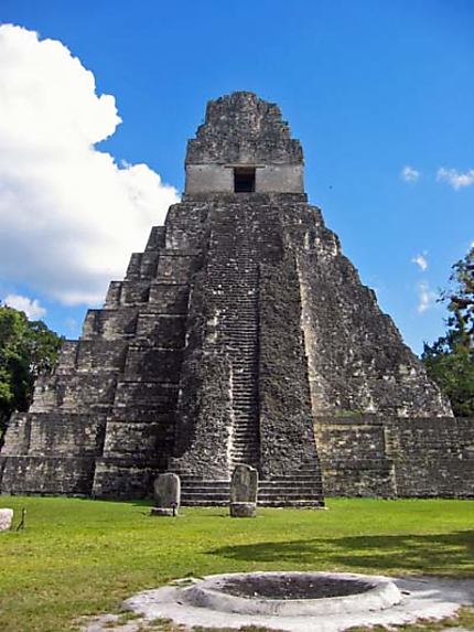 Pyramide à Tikal