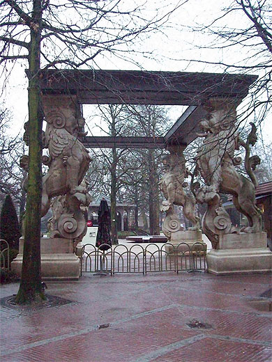 Entrée du zoo Entrée du zoo
