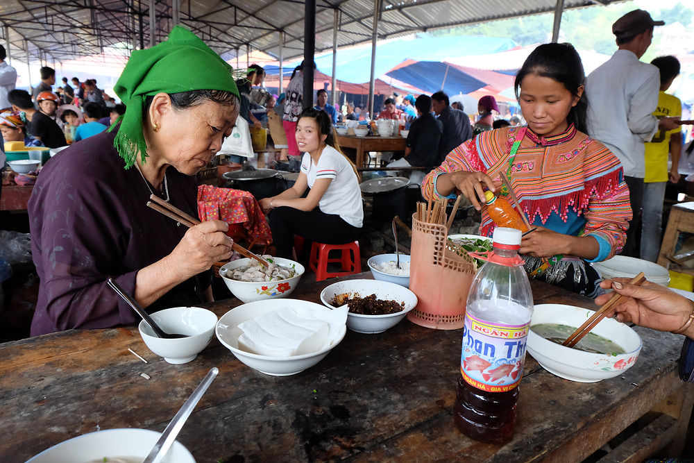 MARCHE DE BAC HA