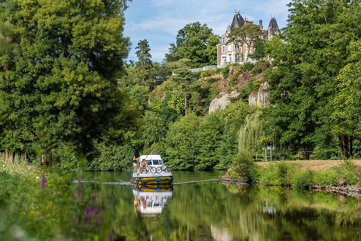 Pays de la Loire - Les Rivières de l'Ouest : 283 km de voies navigables entre Sarthe et Anjou